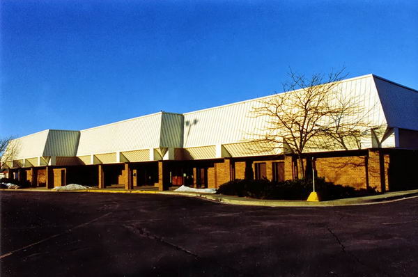 North Kent Mall - Old Photo From Gr Retro (newer photo)